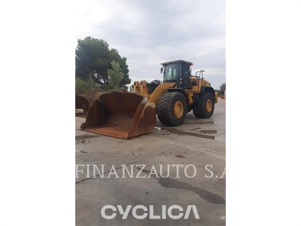 CAT 982M لوادر بعجل