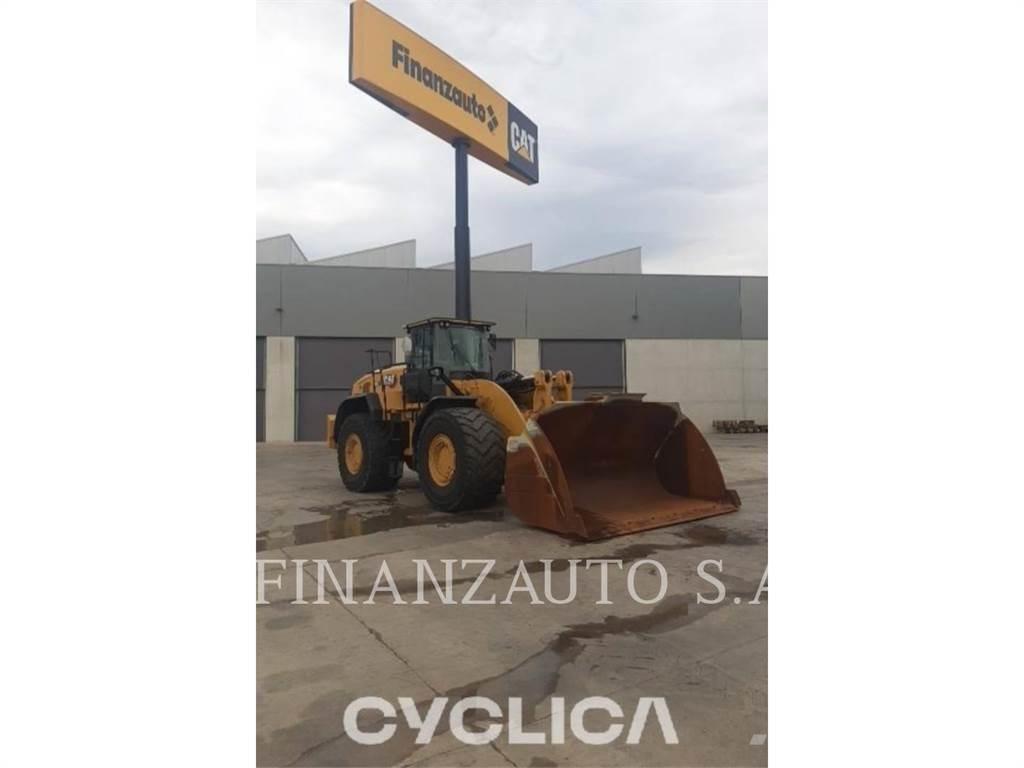 CAT 982M لوادر بعجل