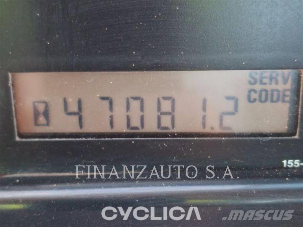 CAT 988G لوادر بعجل