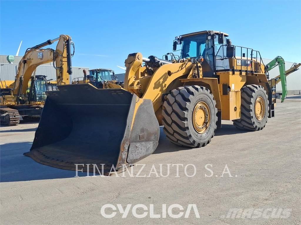 CAT 988K لوادر بعجل