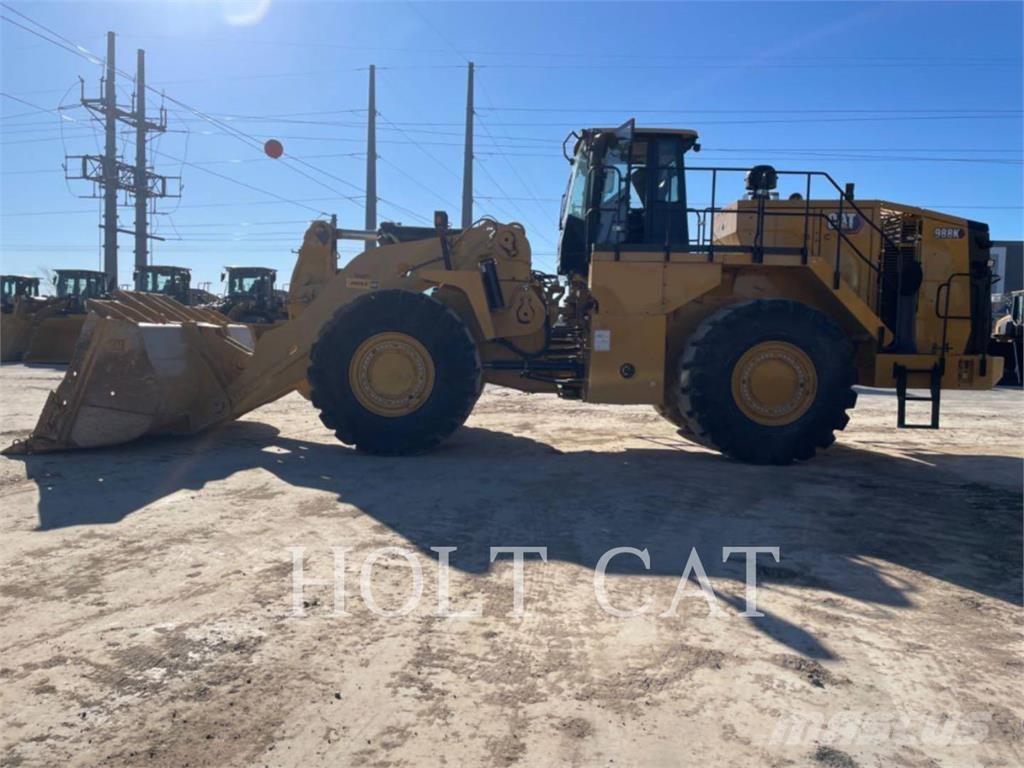 CAT 988K لوادر بعجل