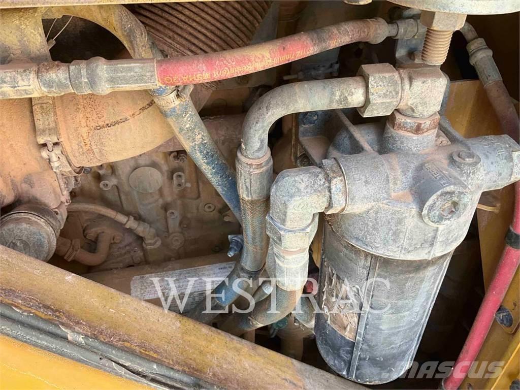 CAT 988KLRC لوادر بعجل