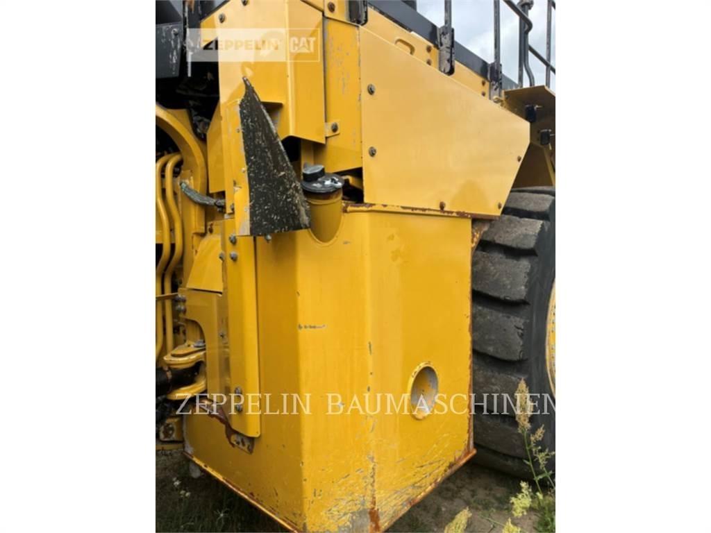 CAT 988KXE لوادر بعجل