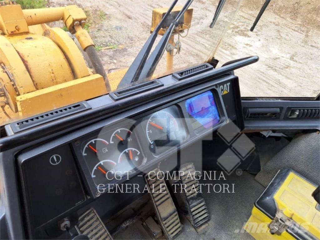 CAT 992G لوادر بعجل