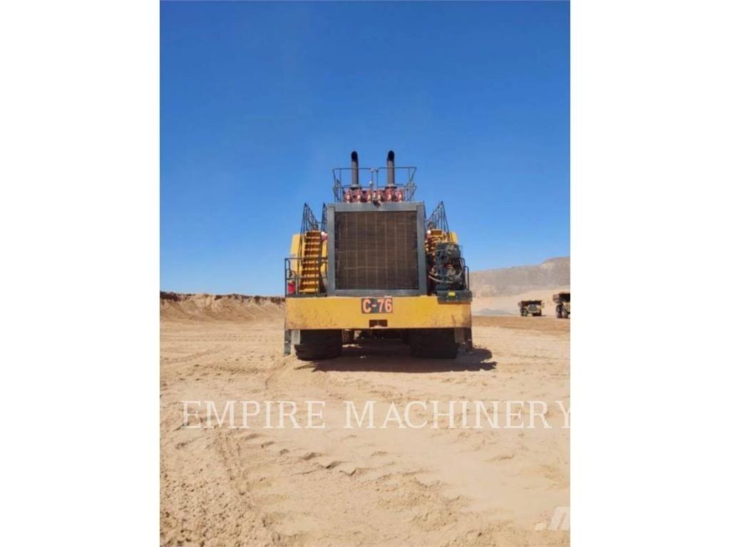 CAT 994H لوادر بعجل