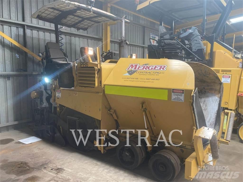 CAT AP-300 معدات السفلتة