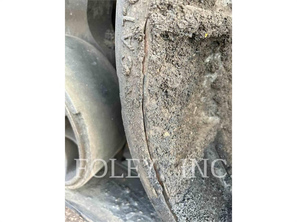 CAT AP1055B معدات السفلتة
