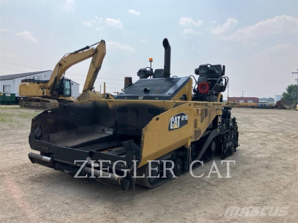 CAT AP1055F معدات السفلتة