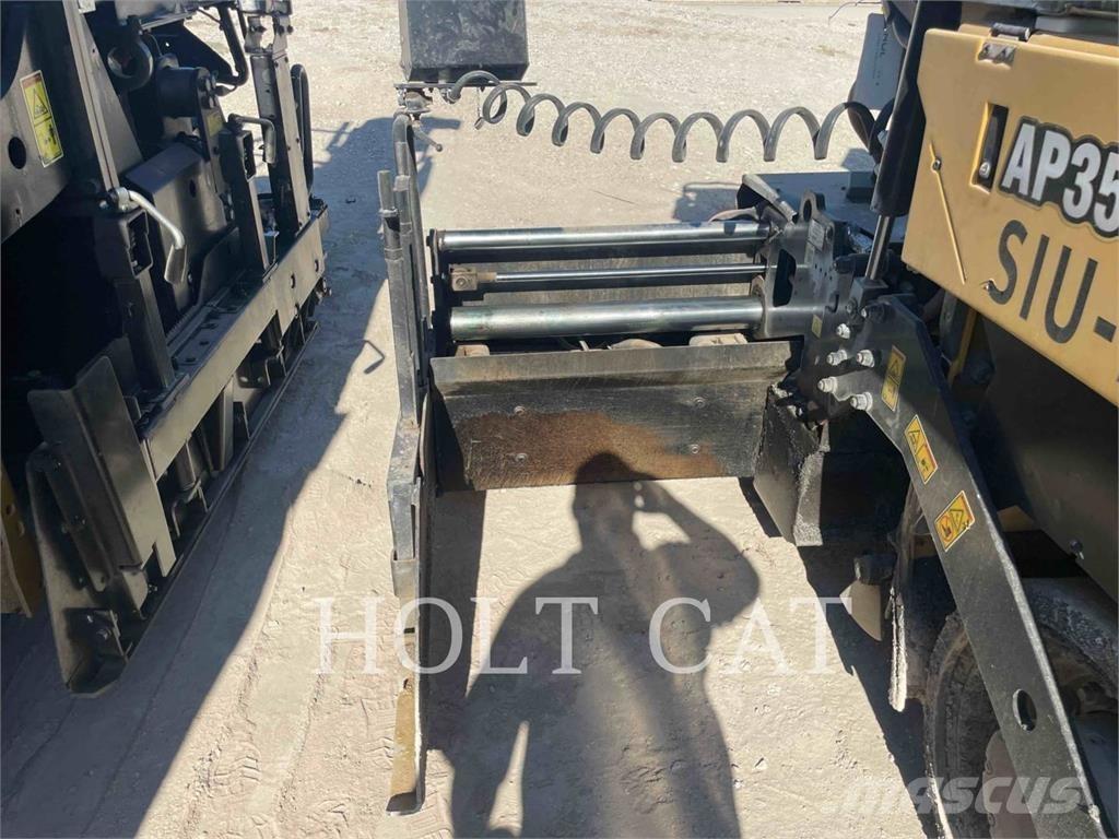 CAT AP355F معدات السفلتة