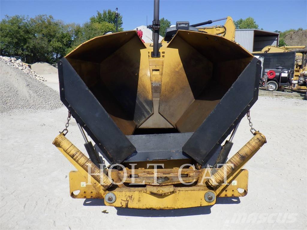 CAT AP355F معدات السفلتة