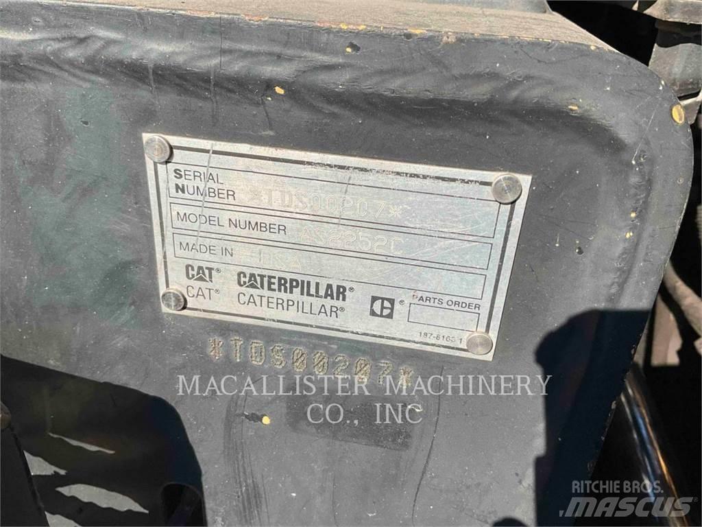 CAT AP500E معدات السفلتة