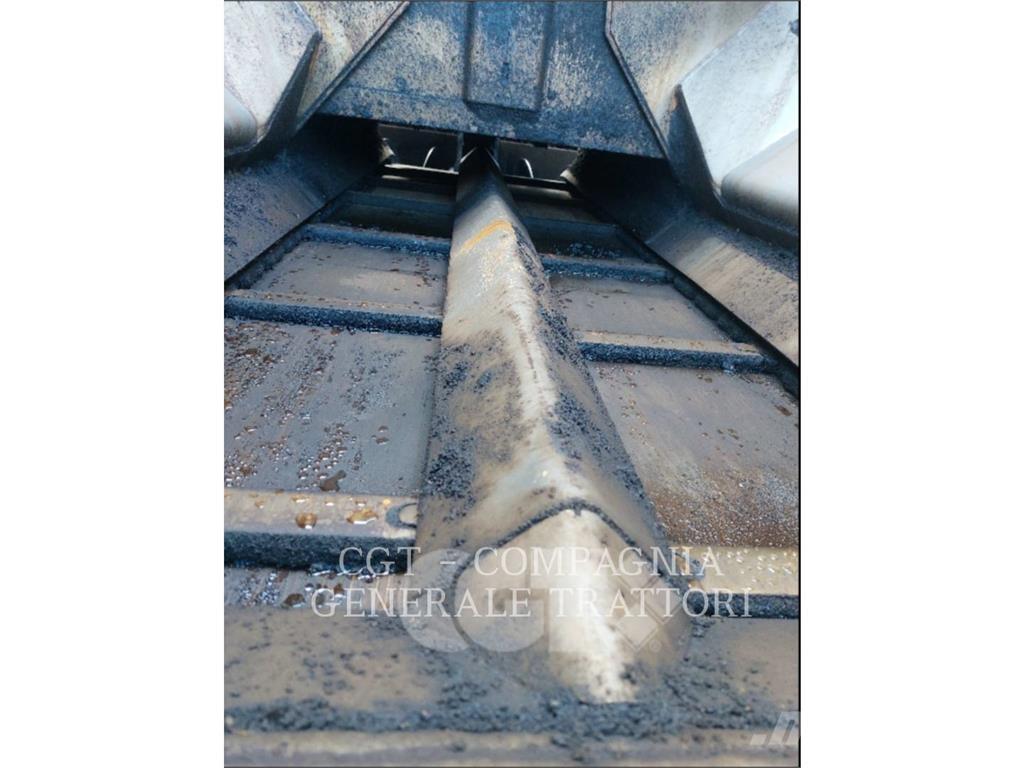 CAT AP500F معدات السفلتة