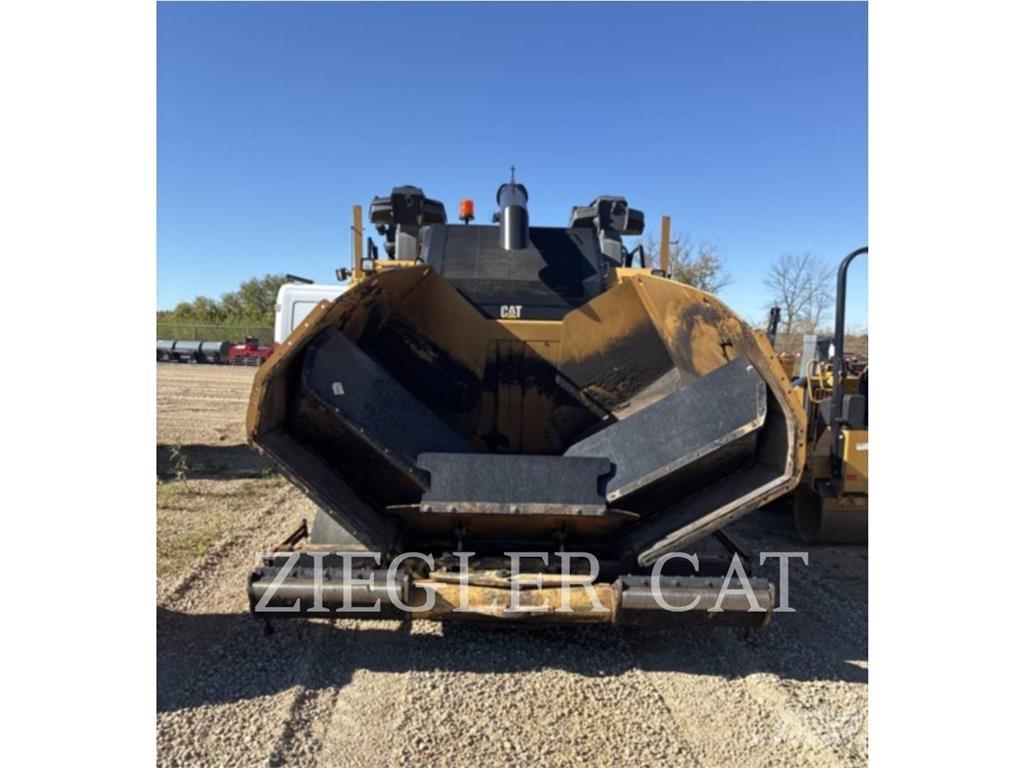 CAT AP555F معدات السفلتة
