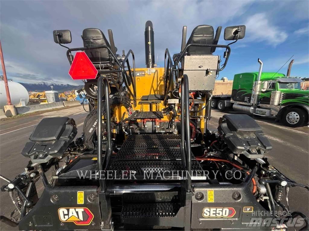 CAT AP655 معدات السفلتة