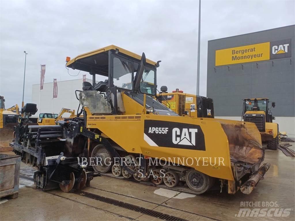 CAT AP655F معدات السفلتة