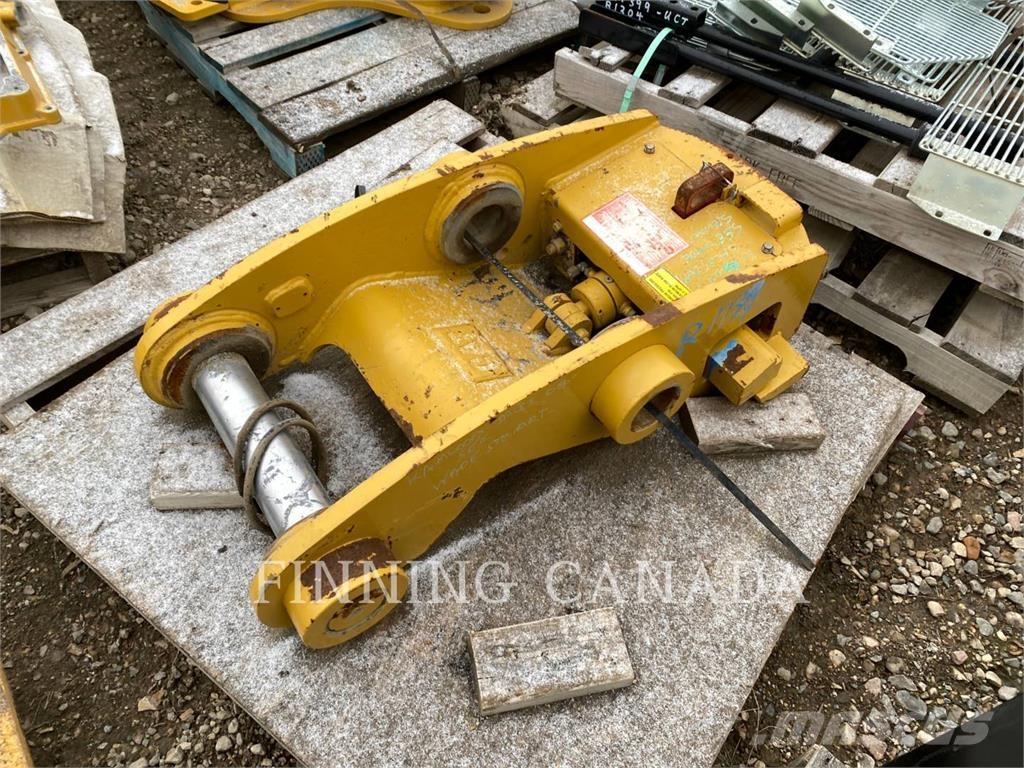 CAT ATTACHMENTS 323 موصلات سريعة