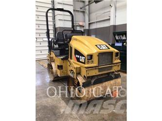 CAT BC24B مداحل ثنائية الاسطوانة