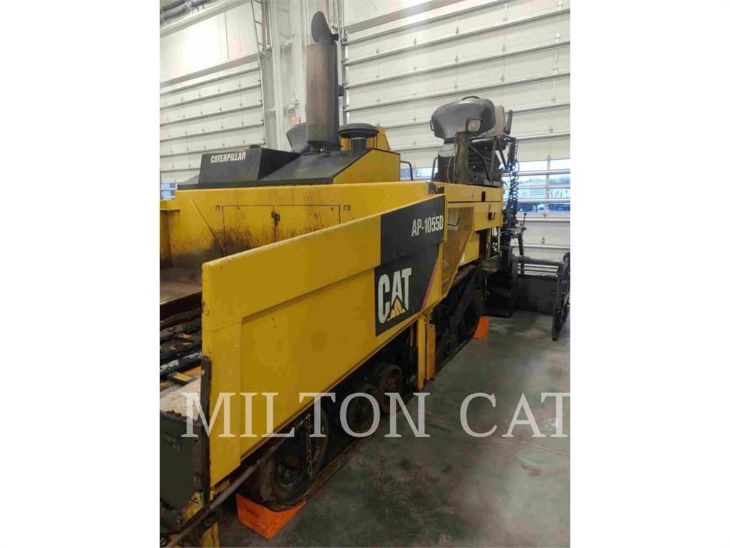 CAT BG-2455D معدات السفلتة