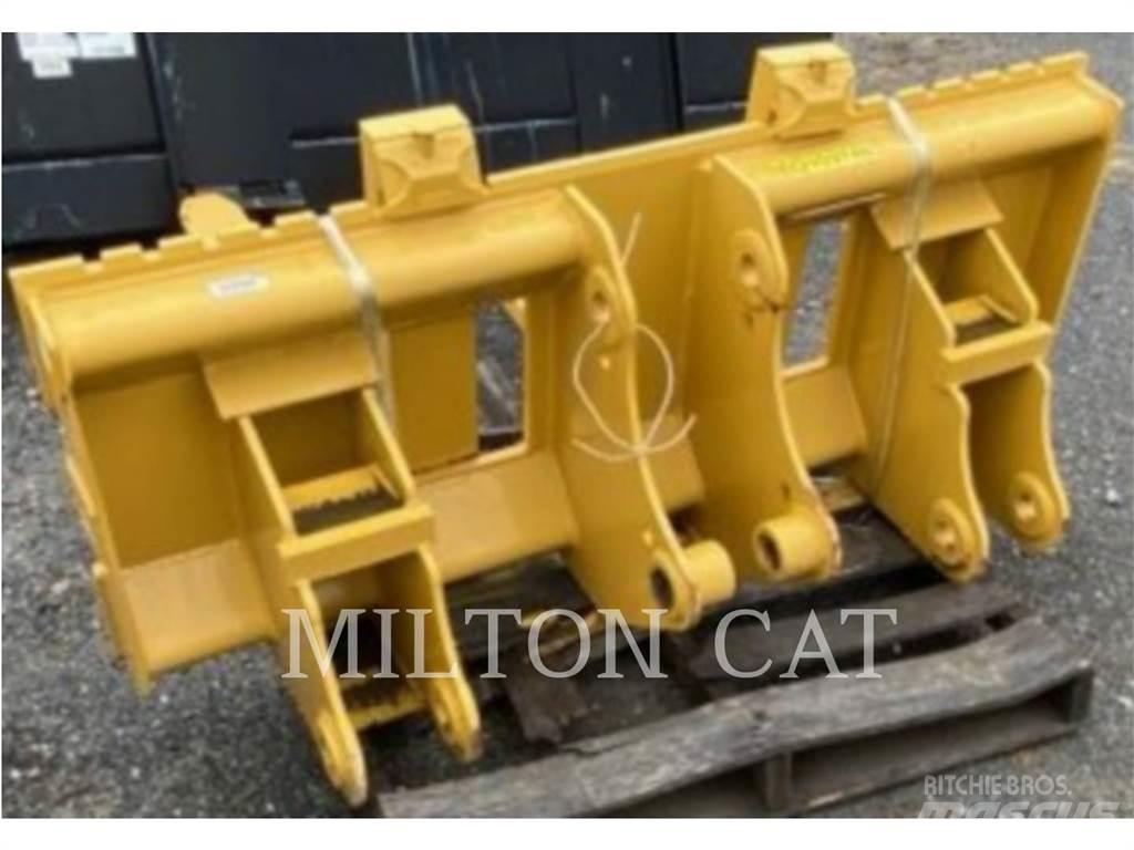 CAT BHL 48 PALLET FORKS شوكات