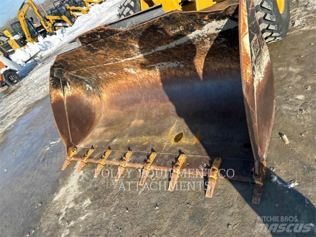 CAT BK18F25GP لوادر بعجل