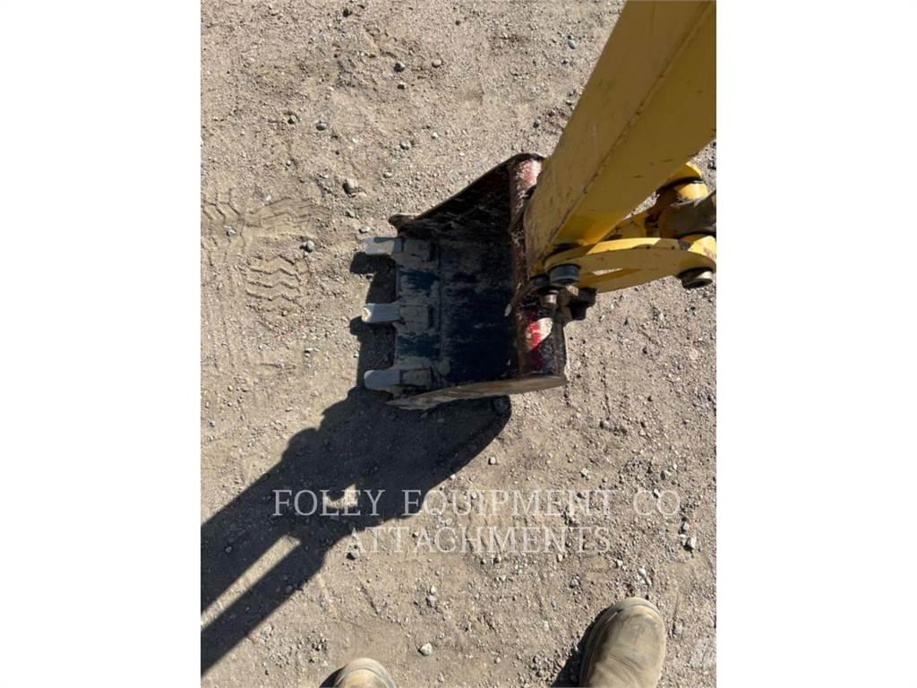 CAT BK300P15 حفارات زحافة