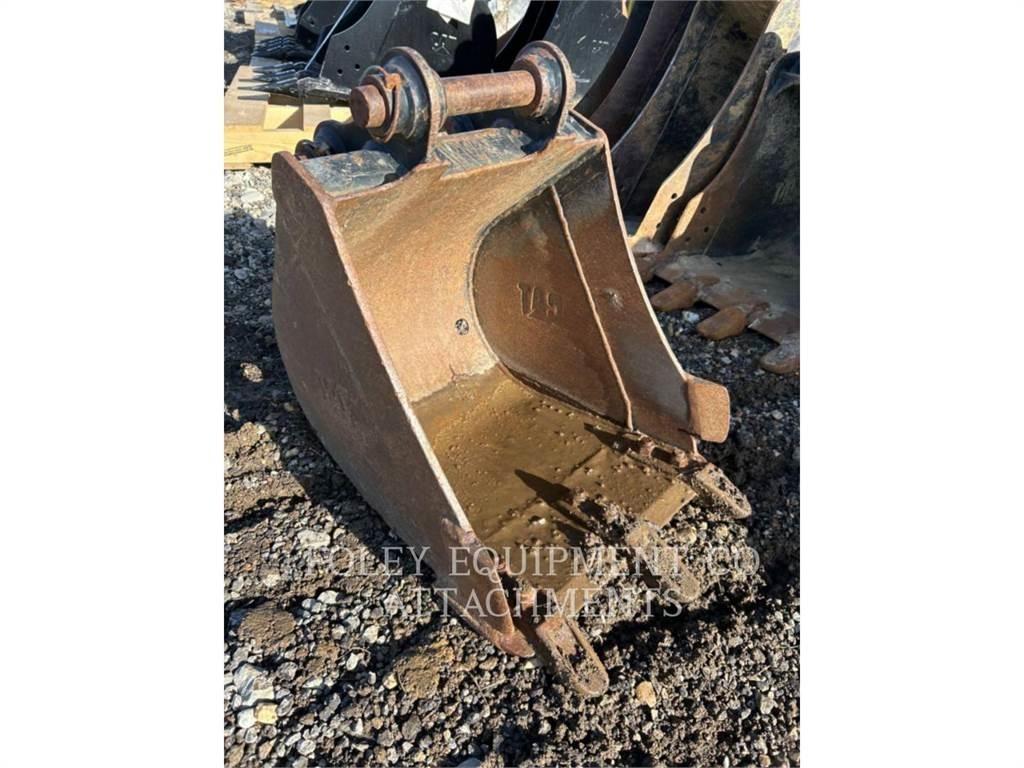 CAT BK302P18 حفارات زحافة