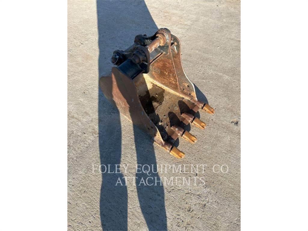 CAT BK303P20 حفارات زحافة