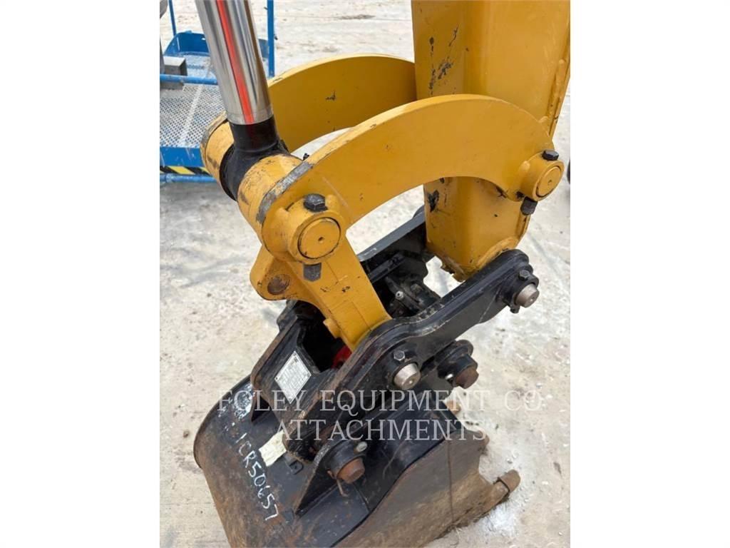 CAT BK305P20 حفارات زحافة