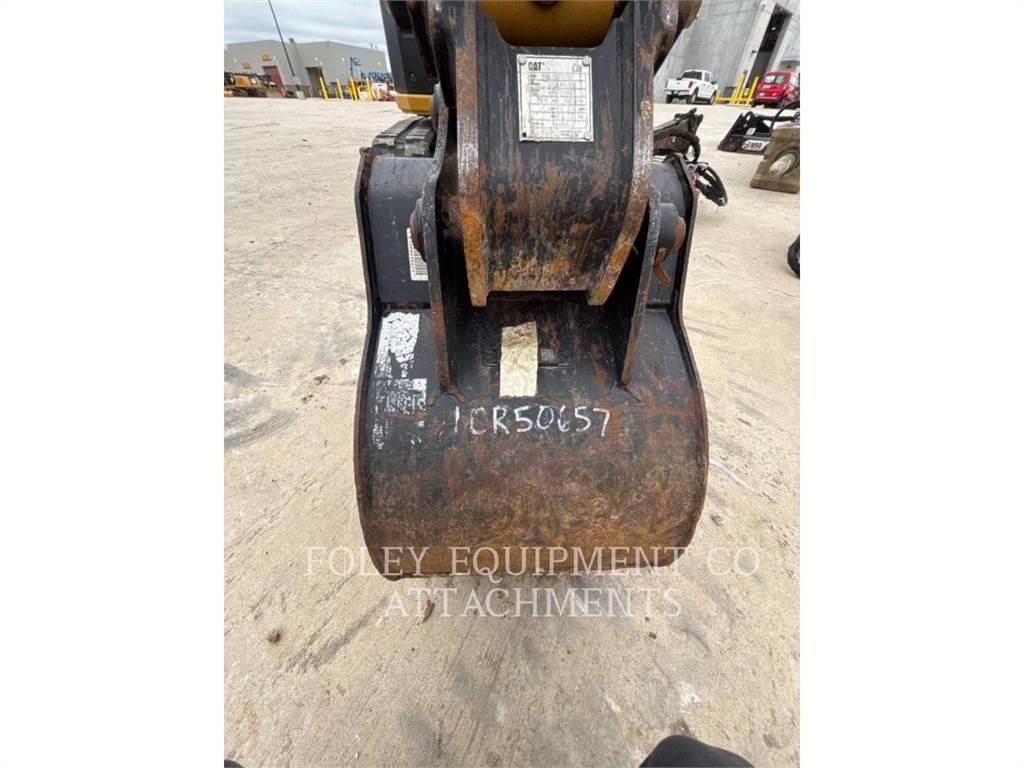 CAT BK305P20 حفارات زحافة