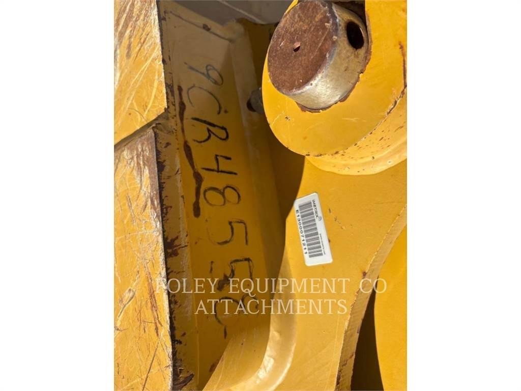 CAT BK316P30 حفارات زحافة