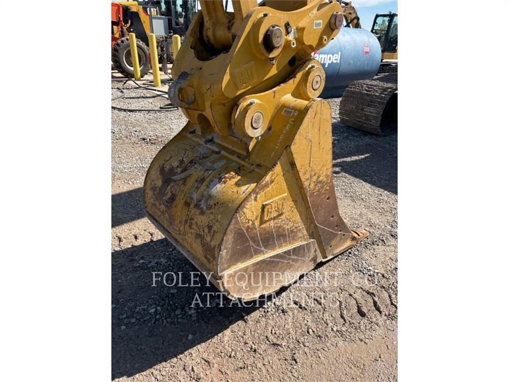 CAT BKHEXPB36 حفارات زحافة