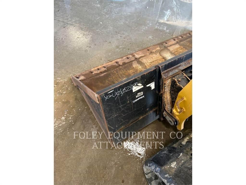 CAT BKSSLGP86S لوادر انزلاقية التوجيه