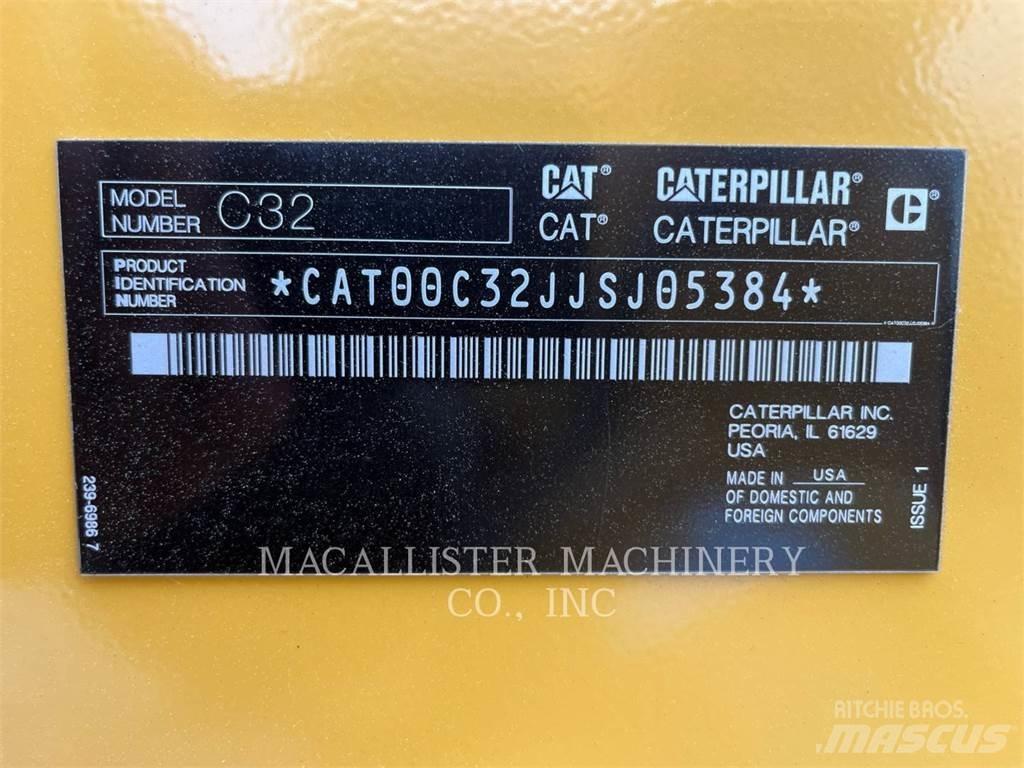 CAT C32 مولدات ديزل