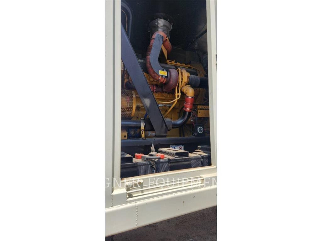 CAT C32 1000KW مولدات أخرى