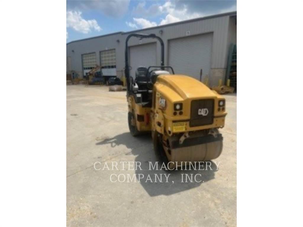 CAT CB 2.5 مداحل ثنائية الاسطوانة