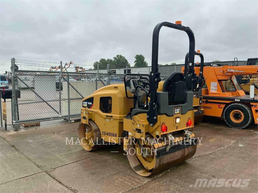 CAT CB 24 B مداحل ثنائية الاسطوانة