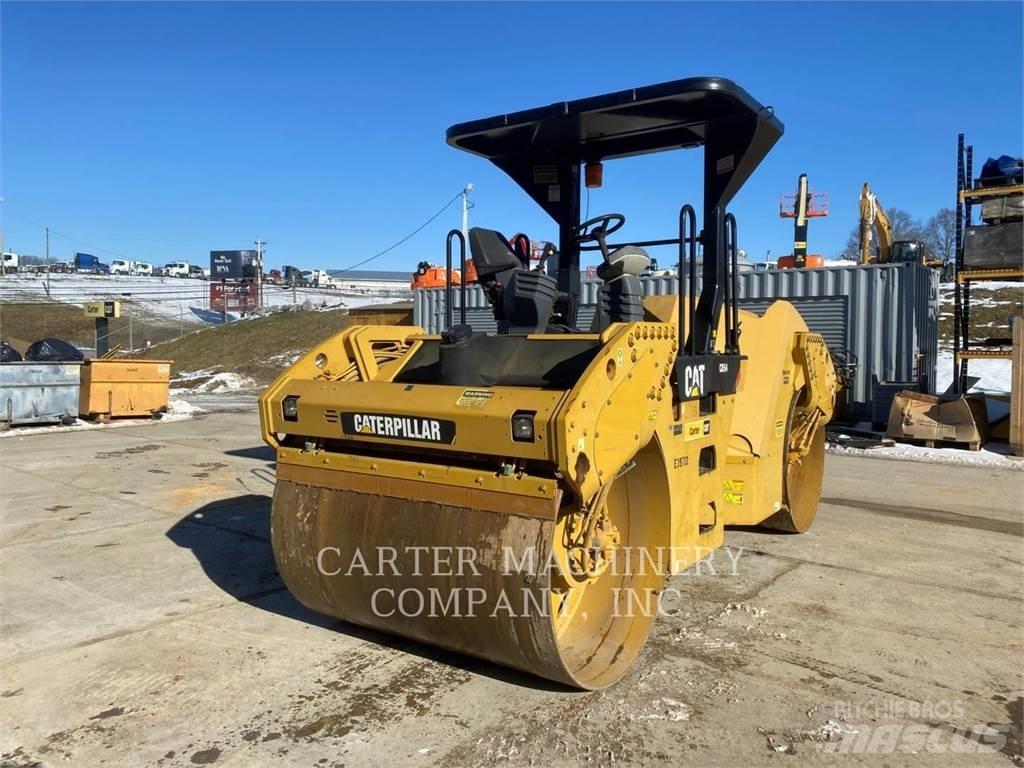 CAT CB 54 مداحل ثنائية الاسطوانة