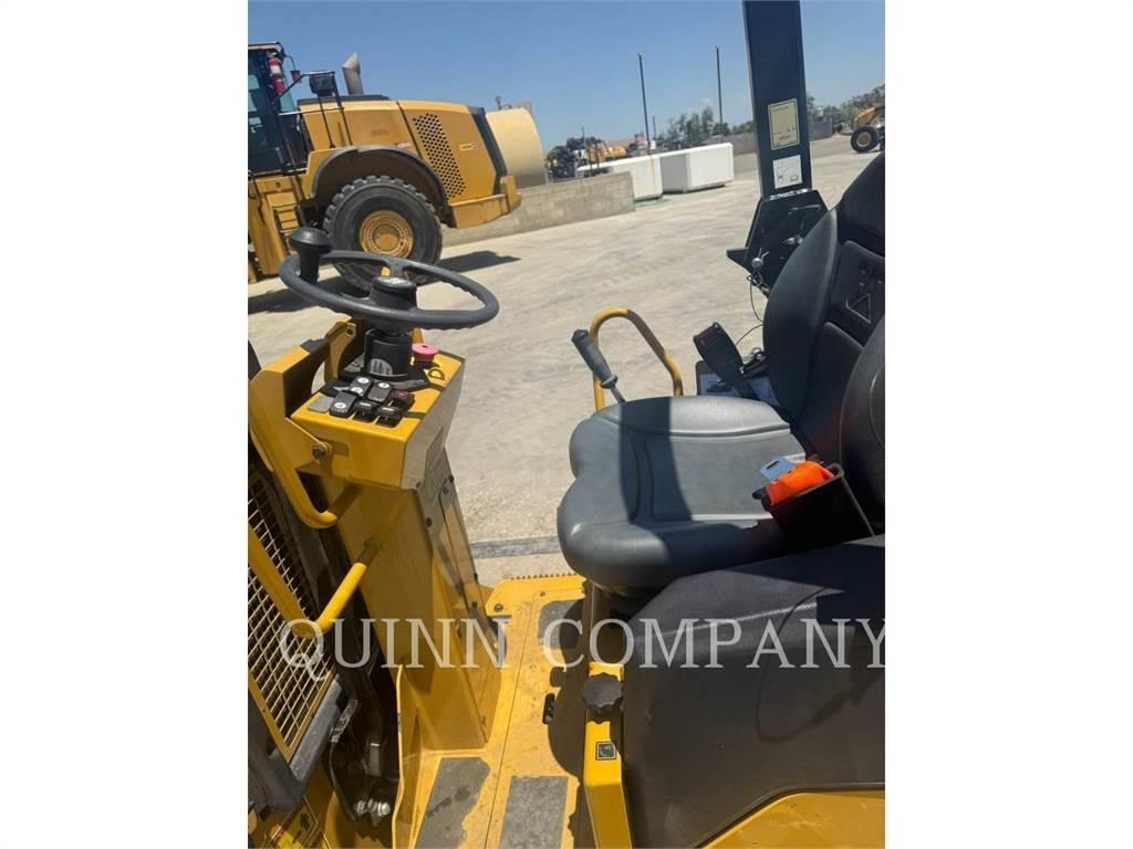 CAT CB1.7 مداحل ثنائية الاسطوانة