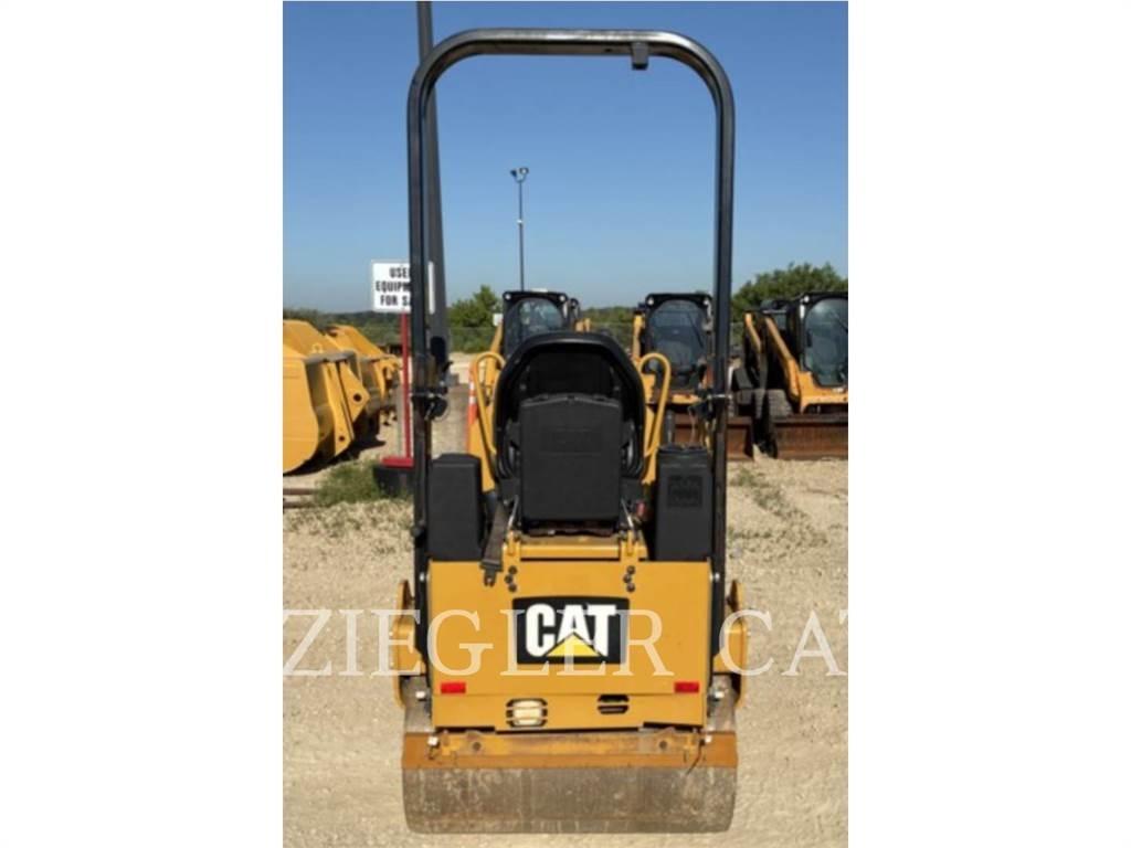 CAT CB1.8 ضاغطات التربة
