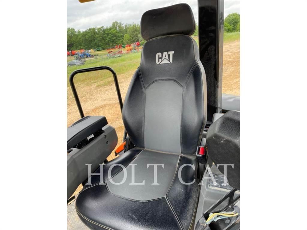 CAT CB10 مداحل أحادية الأسطوانة