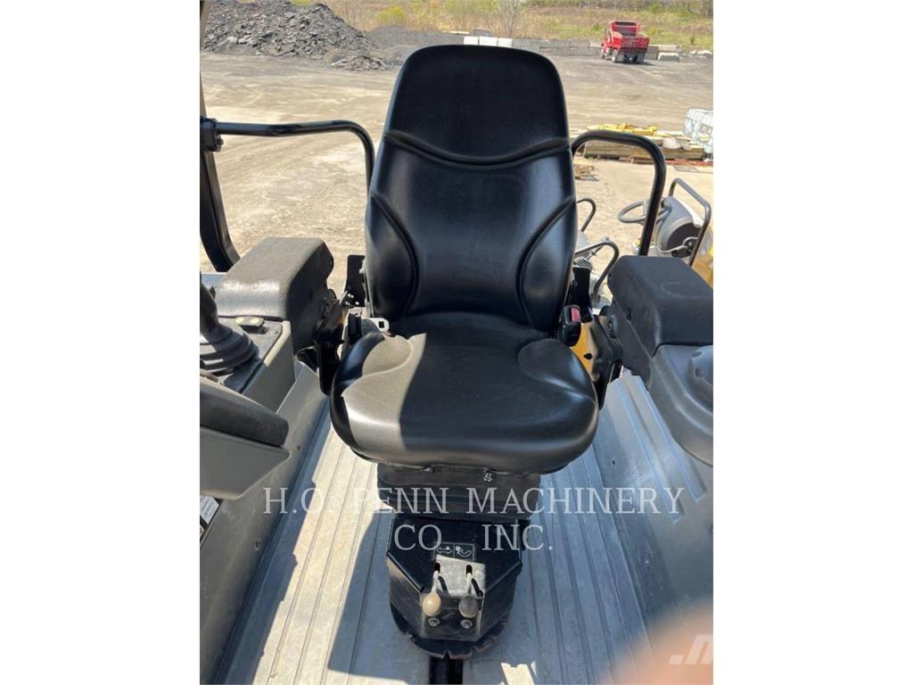 CAT CB13 مداحل ثنائية الاسطوانة