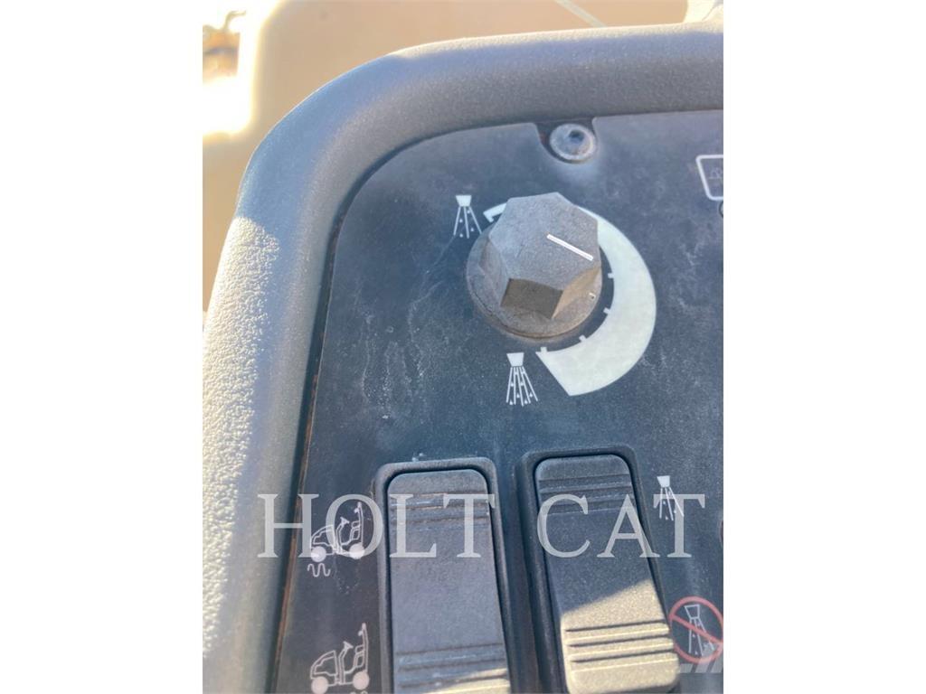 CAT CB14B مداحل ثنائية الاسطوانة