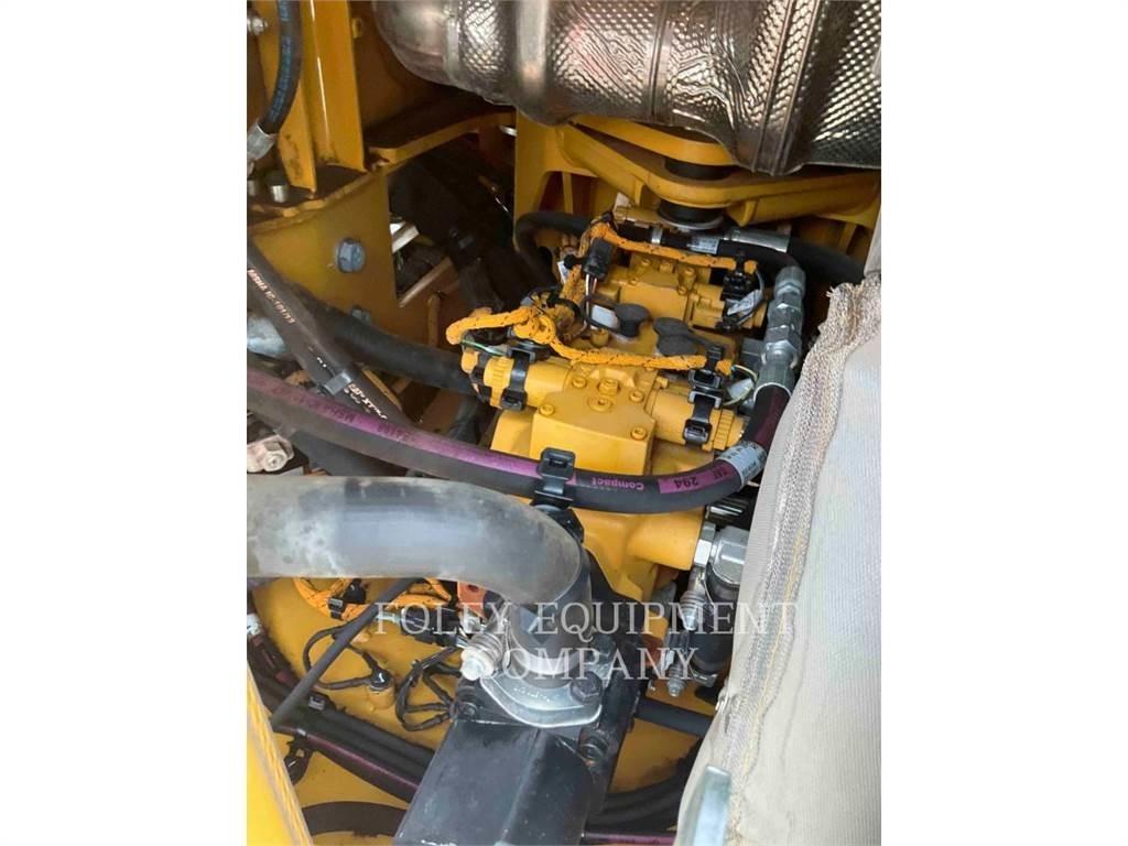 CAT CB15 ضاغطات التربة