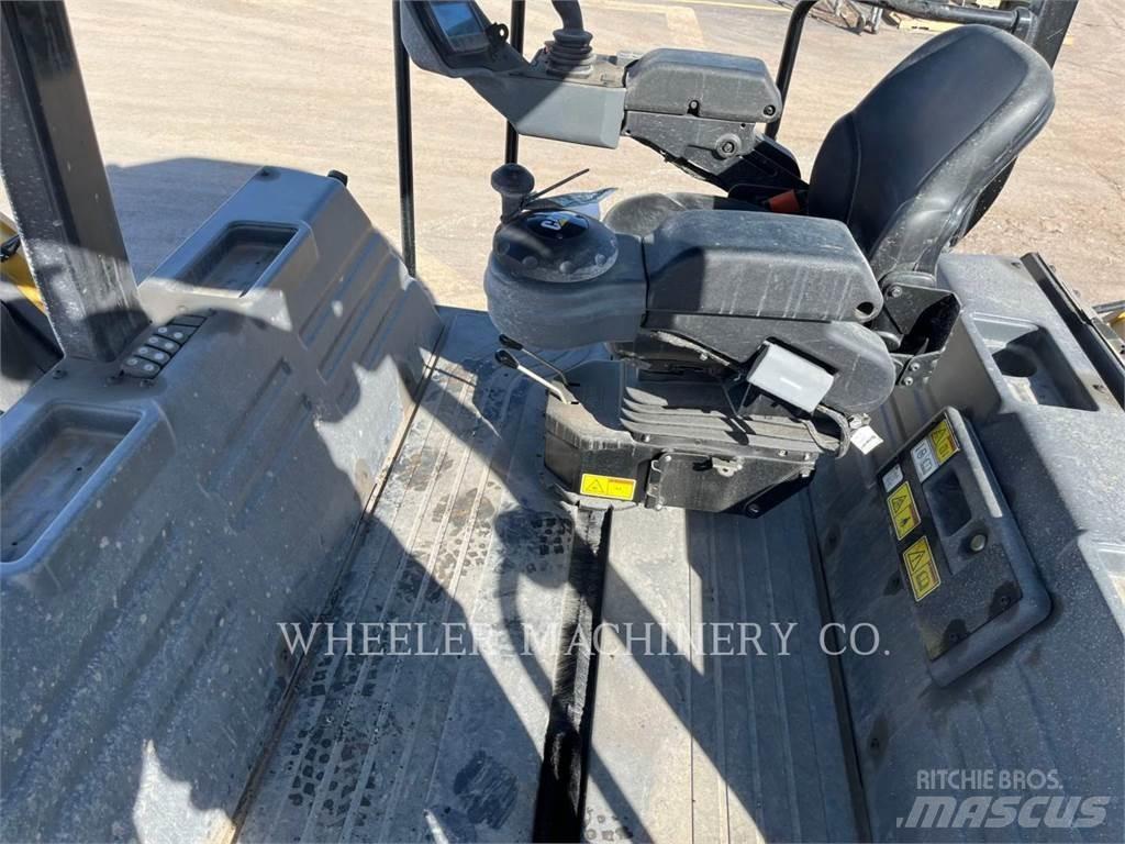 CAT CB15 CW VV مداحل ثنائية الاسطوانة