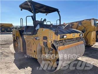 CAT CB15 VV مداحل ثنائية الاسطوانة