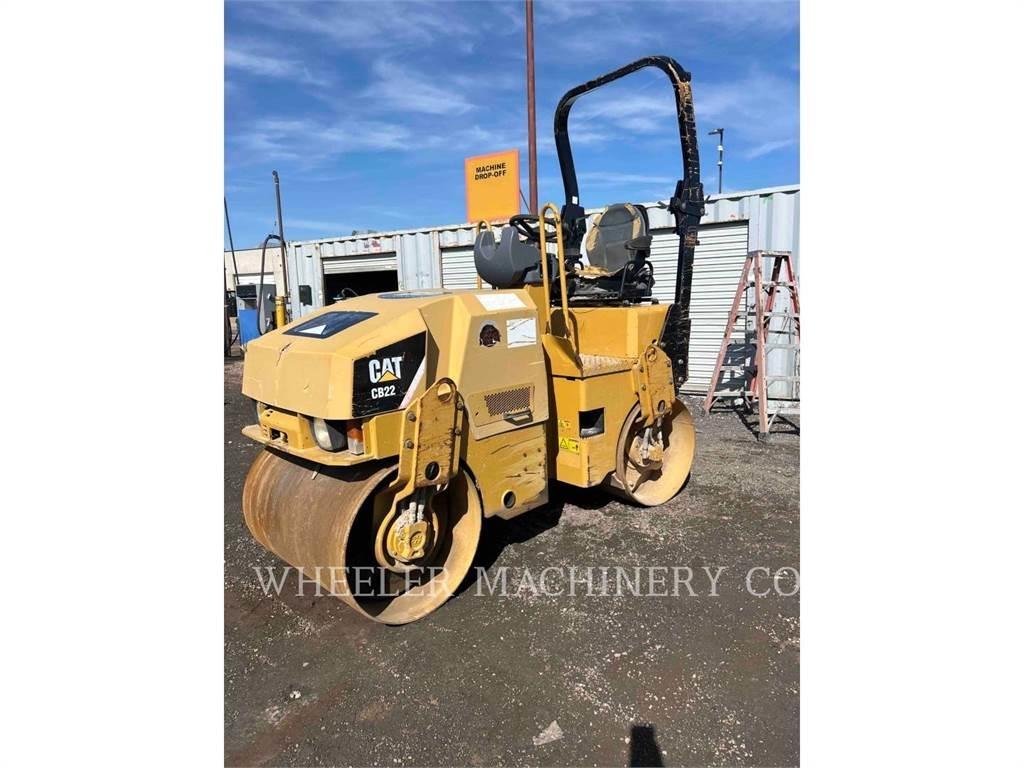CAT CB22 رشاشات بيتومين