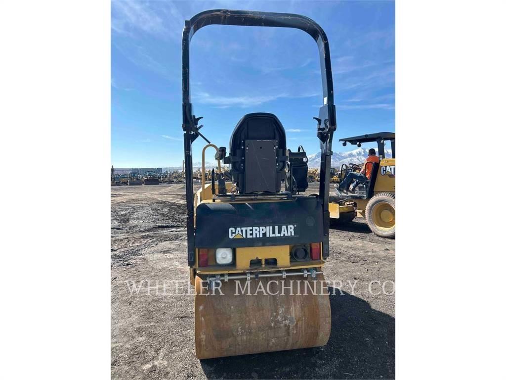 CAT CB22 رشاشات بيتومين