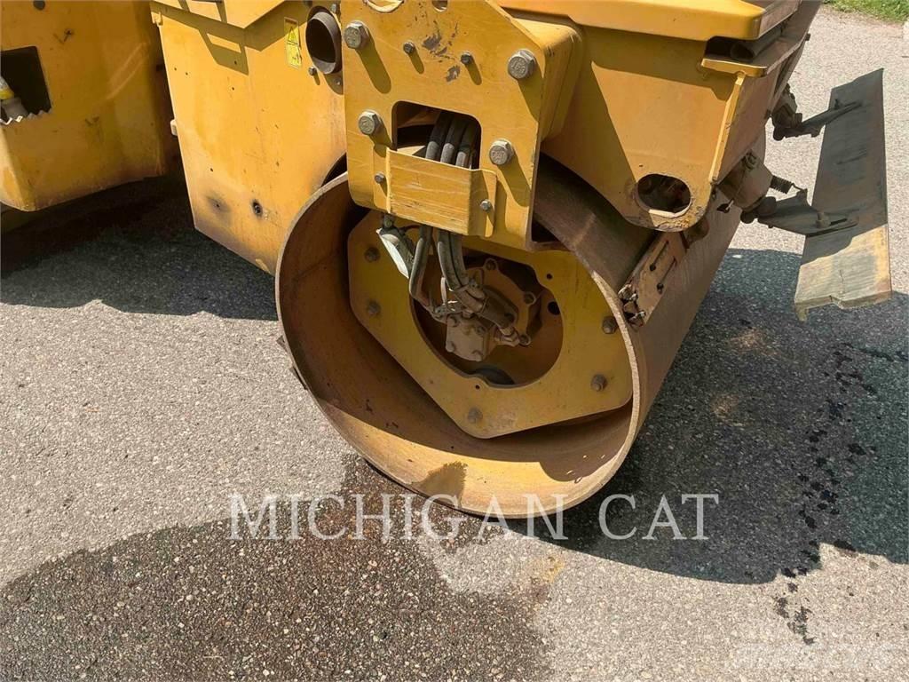 CAT CB24B مداحل أحادية الأسطوانة