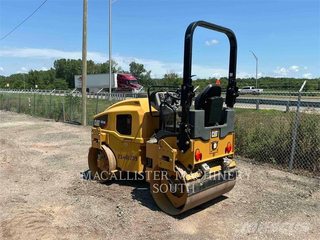CAT CB24B مداحل ثنائية الاسطوانة