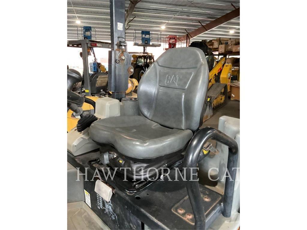 CAT CB24B مداحل ثنائية الاسطوانة